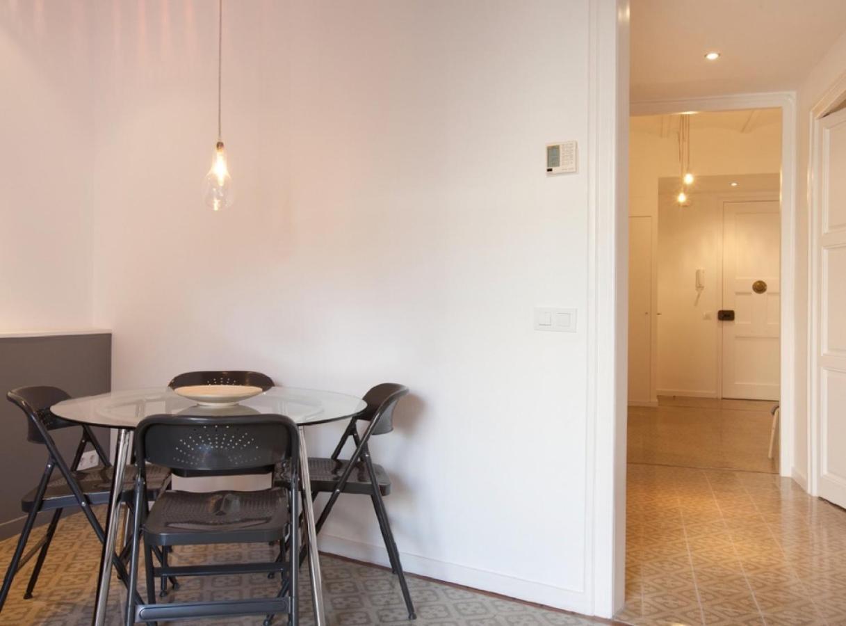 Napoles - Modernist Flat Close To Sagrada Familia Barcellona Esterno foto